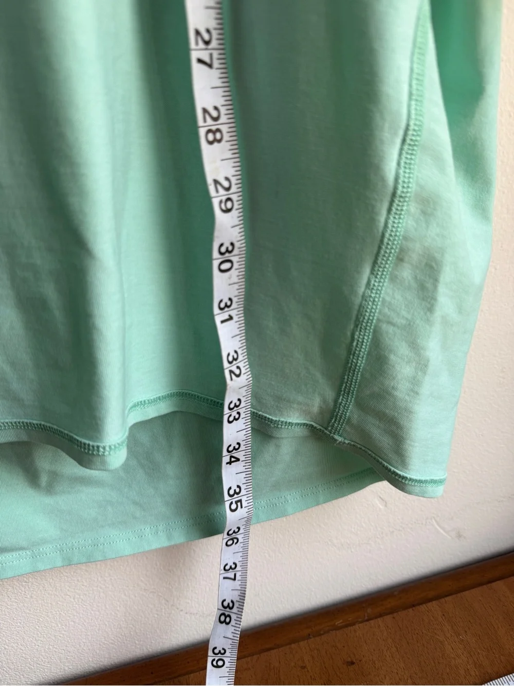 lululemon Long Sleeve Athletic Top Mint Green High Low Hem Lightweight Est Sz 10